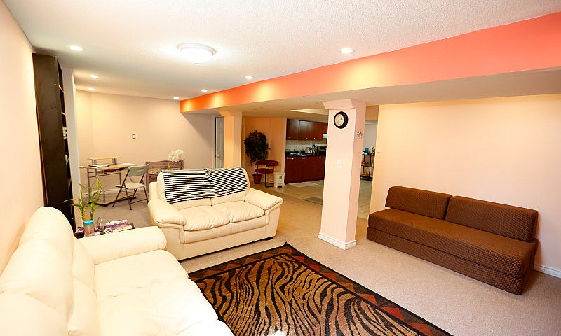 2 Bedroom Basement F...