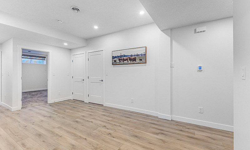 Brand New Basement S...