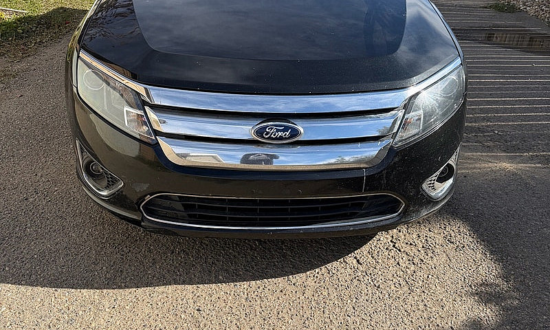 Ford Fusion ...
