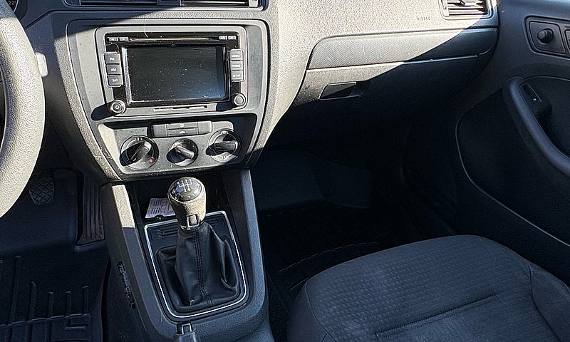 Volkswagen Jetta 201...