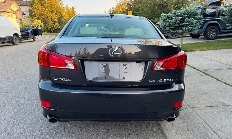 Lexus Is 250 New Old...