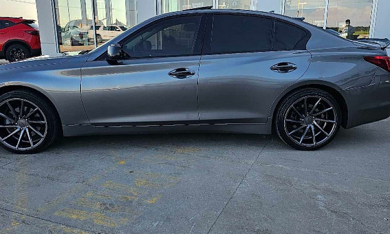 2014 Infiniti Q50...