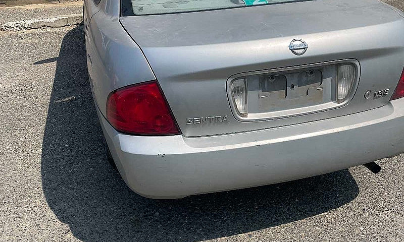 2003 Nissian Sentra...