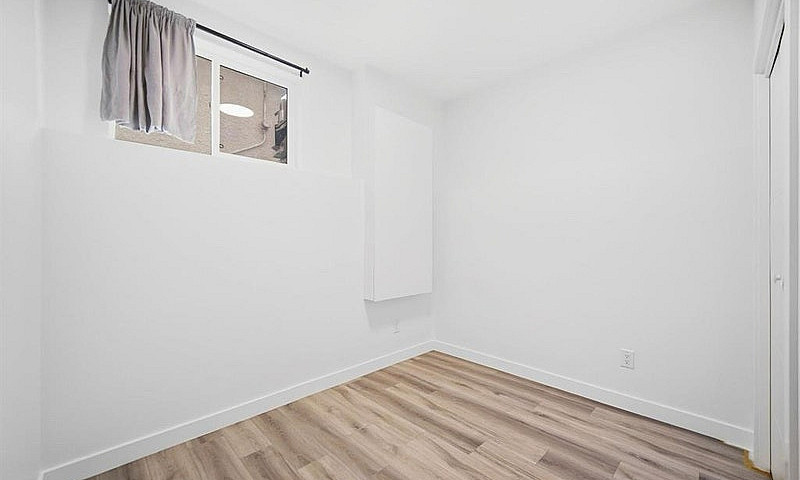 3 Bed Main Floor And...