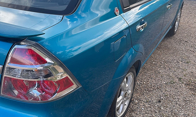 2009 Chev Aveo...