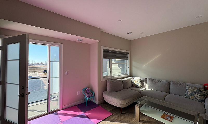 Townhouse ...