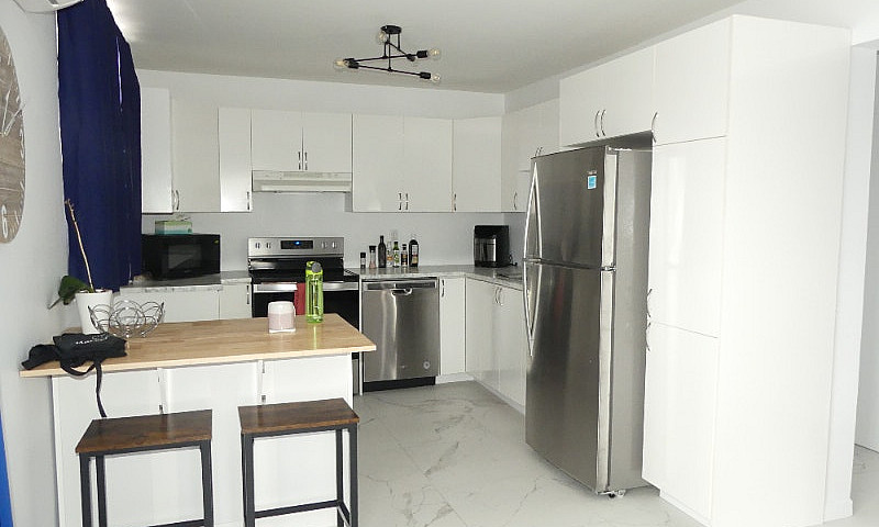Logement À Louer - 3...