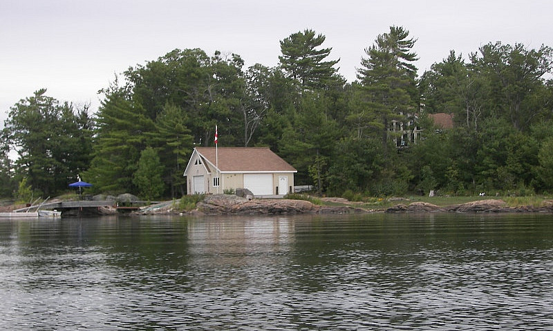 6.1 Acre One Owner P...