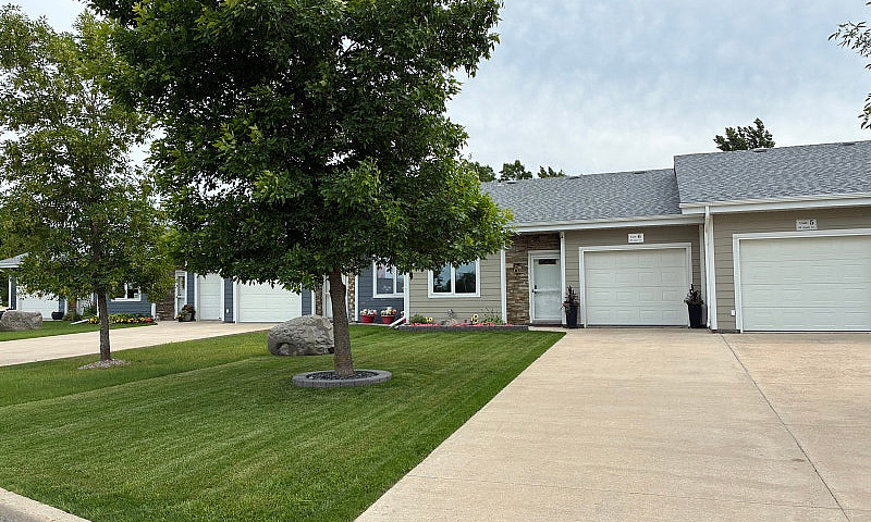 Beausejour Condo For...