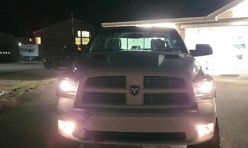 2011 Dodge Ram Sport...