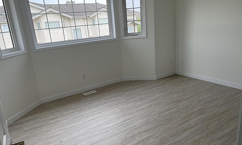 Duplex Townhome For ...