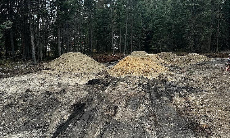 Huge Lot Candle Lake...