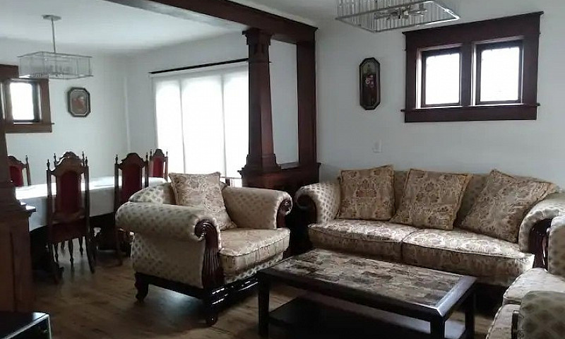 3 Bed 1.5 Bath House...