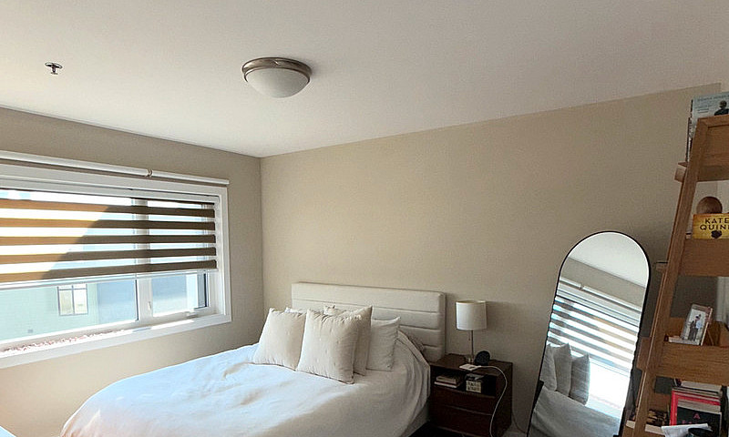 2Br 2Ba + Den Apartm...