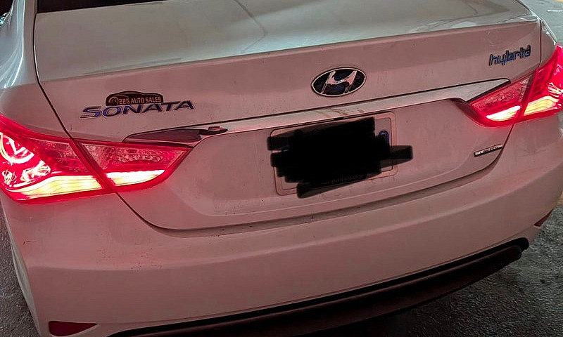 Hyundai Sonata Hybri...