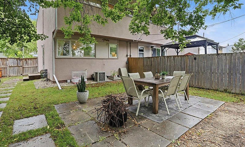 Windsor Park House F...