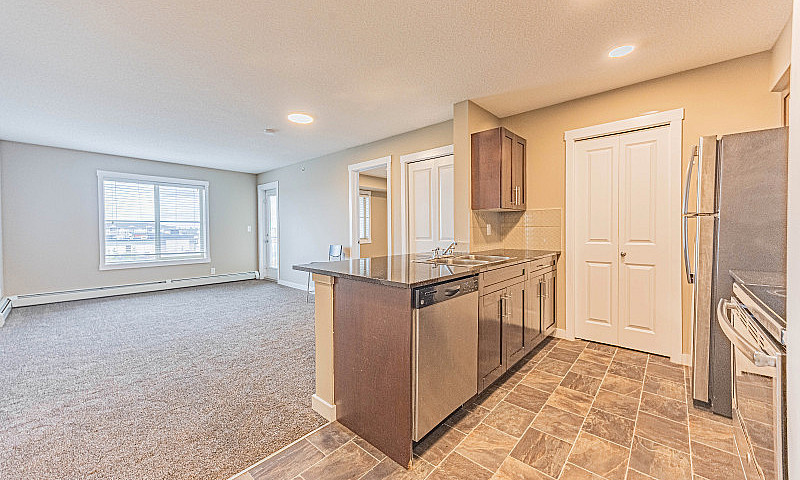 Top Floor 3 Bedroom ...