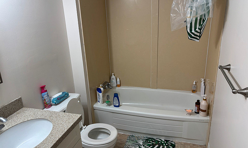 Suite For Rent, Avai...