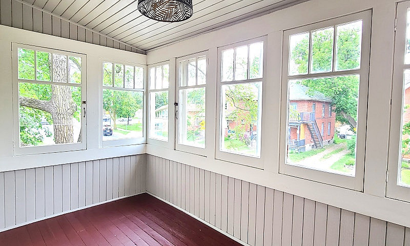 2 Bedroom Apartment ...