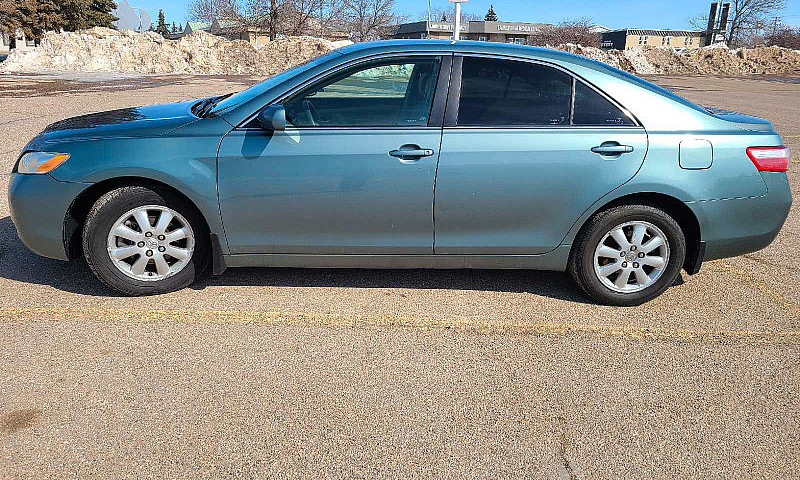 Toyota Camry Le 2,4 ...