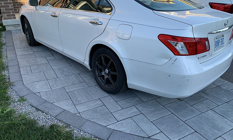 Lexus Es350...