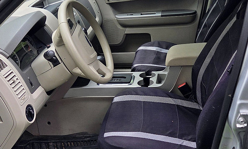 2010 Ford Escape Xlt...