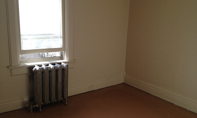 Larger 1Br Upfloor S...