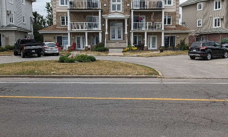 Condo A Vendre Face ...