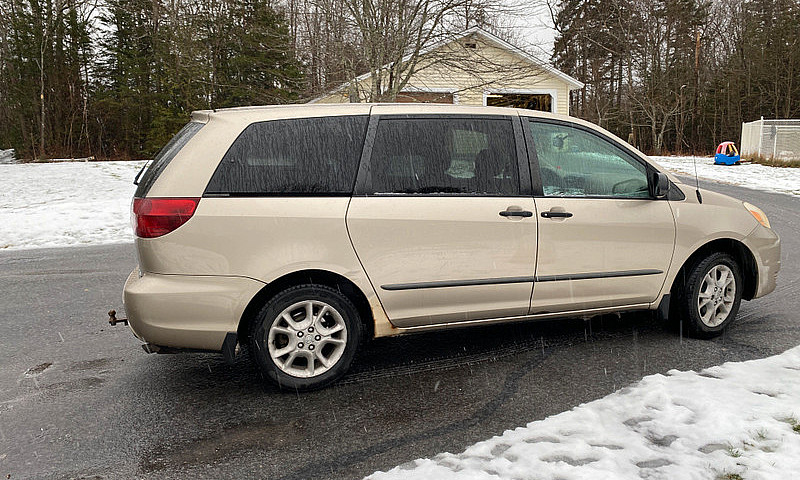 2005 Toyota Sienna...