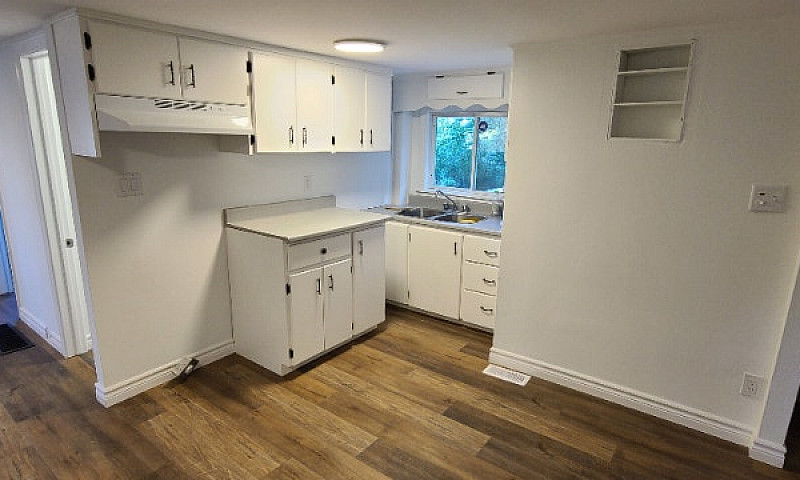 4 Bedroom House Near...