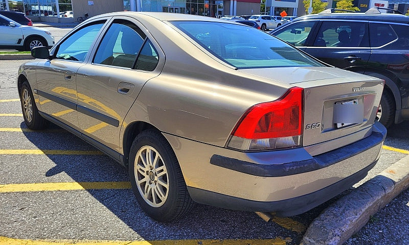 2004 Volvo S60 W/ Pi...