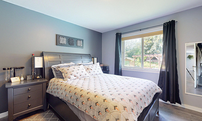 5-Bedroom, 2.5-Bath ...