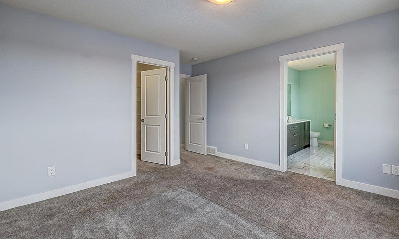 3.5Br   2.5Bath Open...