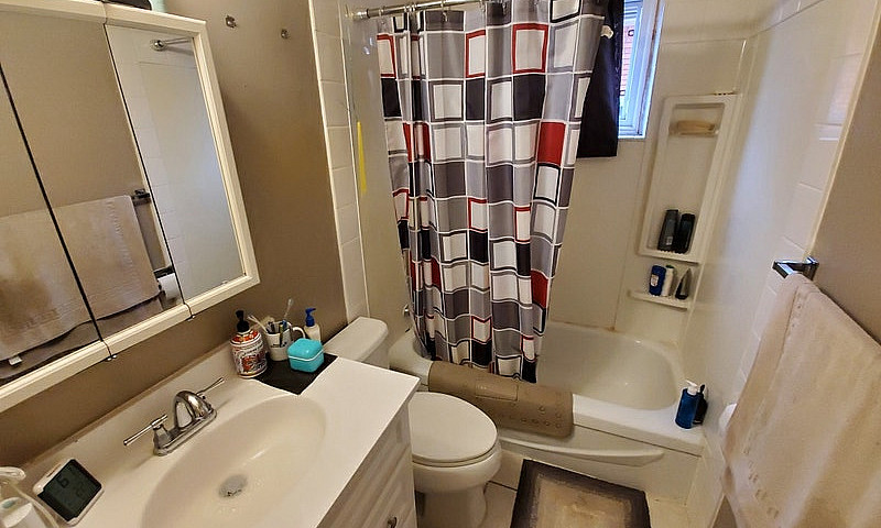 2 Bdr With Balcony, ...