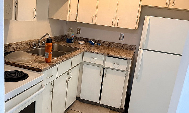 One Bedroom Apartmen...