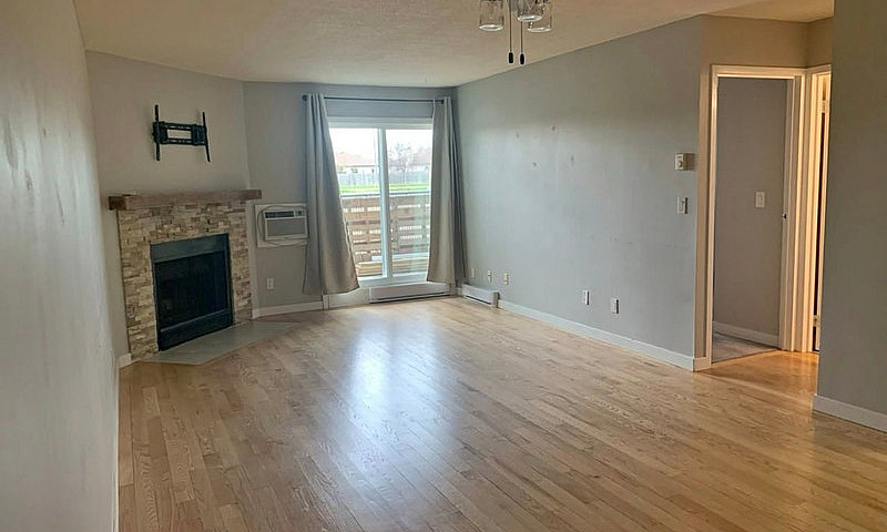 One Bedroom Condo Fo...