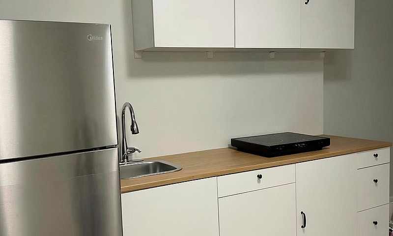 1 Bedroom 1 Bath Bas...