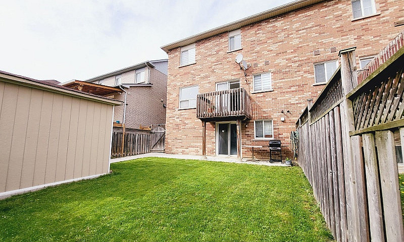 2 Bedroom Basement F...