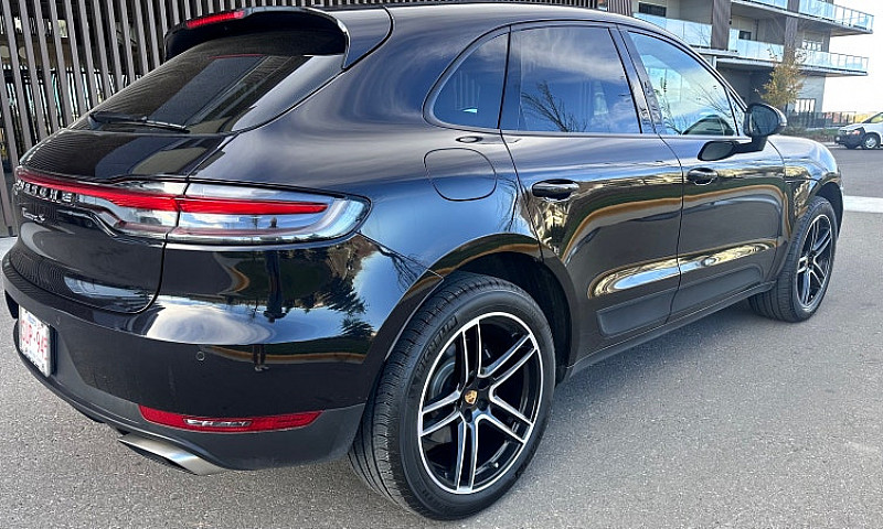 2020 Porsche Macan ...