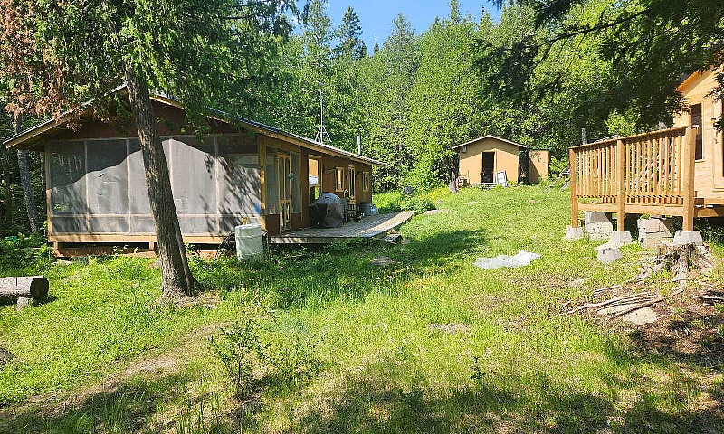 Off The Grid Cottage...