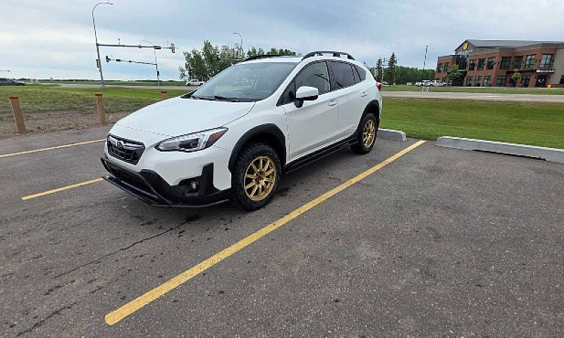 2023 Subaru Crosstre...