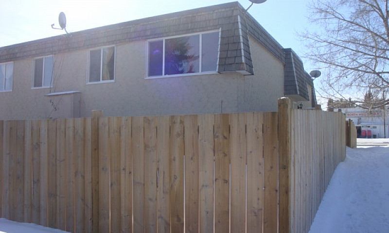 2 Bdrm Fourplex Suit...