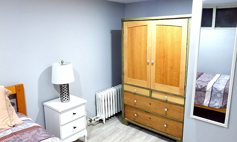 Jan 1 - 2 Bedroom Ba...