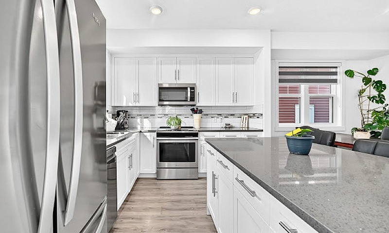Town House For Sale ...