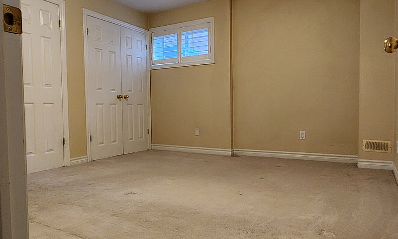 Spacious 2Br Walkout...