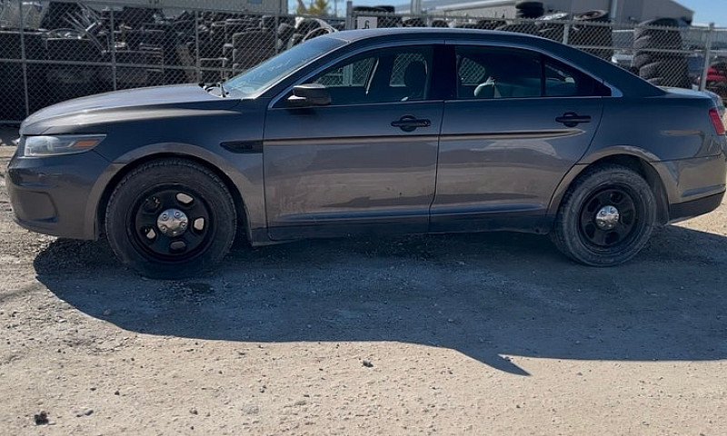 Ford Taurus...