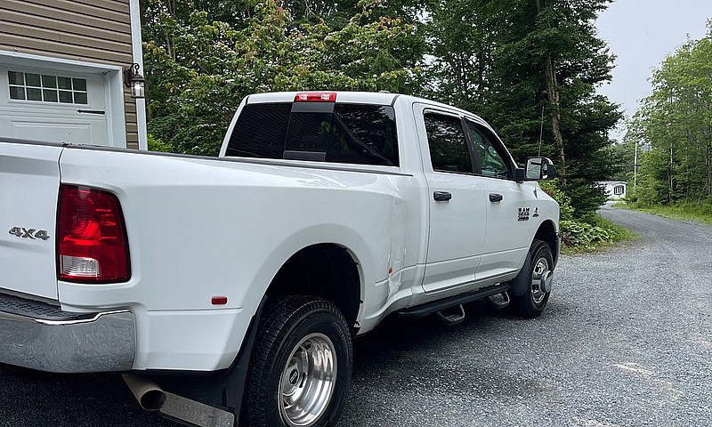2014 Ram 3500 Dually...