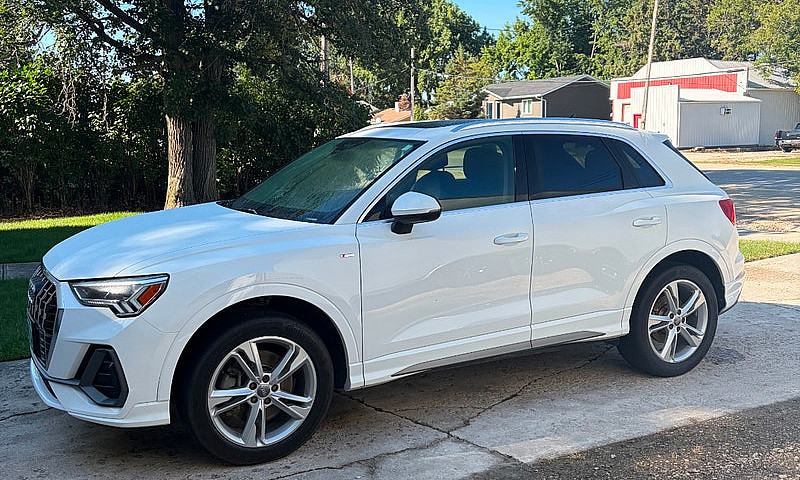 2020 Audi Q3...