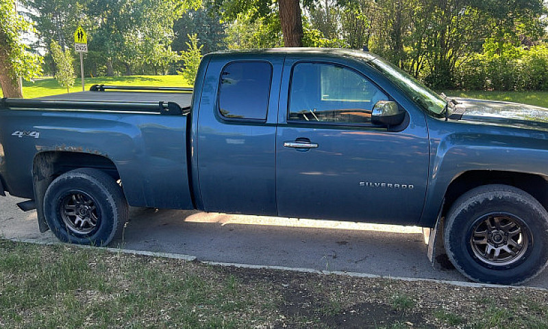 2013 Chevy Silverado...