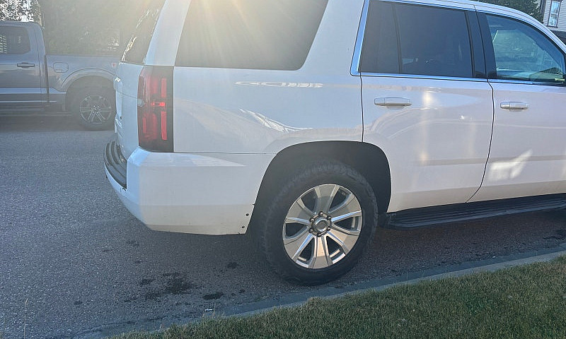 Chevrolet Tahoe...